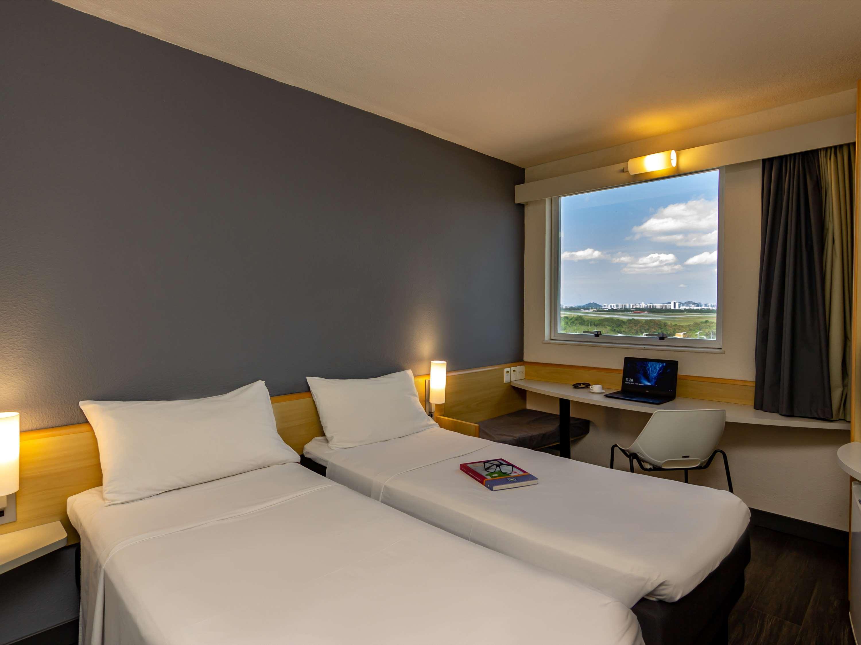 Ibis Vitoria Aeroporto Hotel Carapina Bagian luar foto