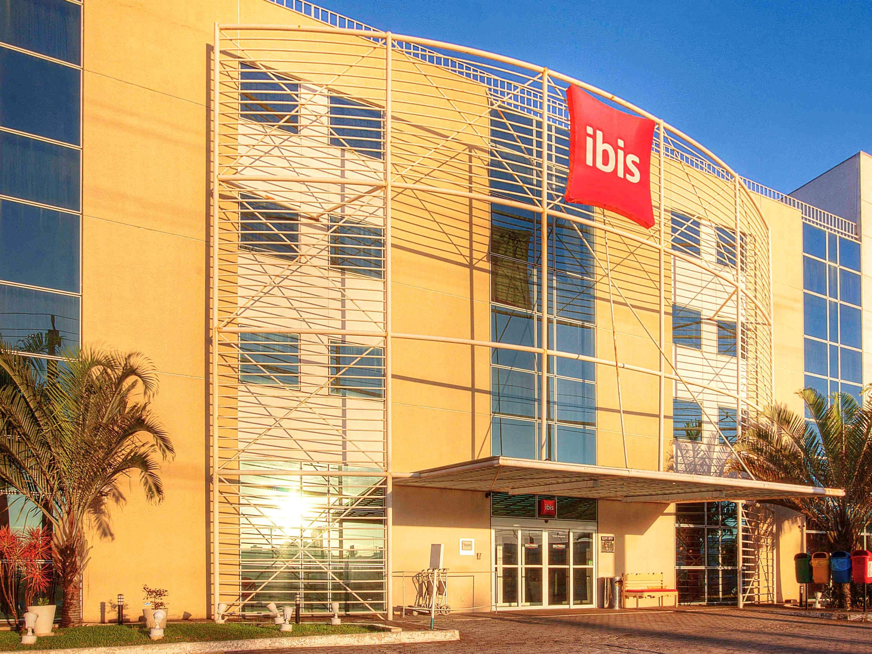 Ibis Vitoria Aeroporto Hotel Carapina Bagian luar foto